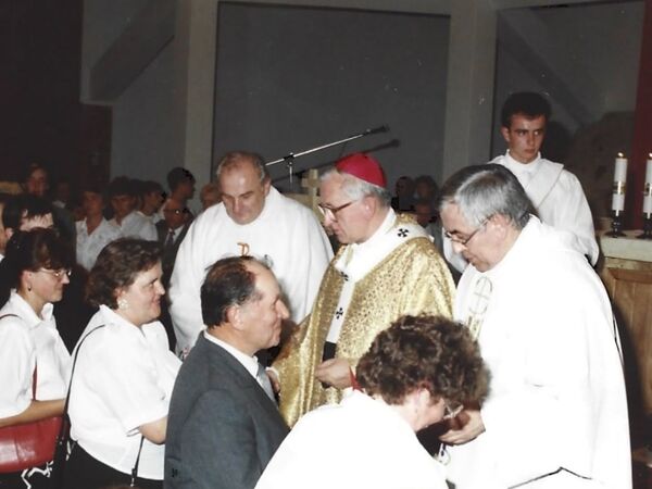 Poświęcenie kościoła 1994 - zdjęcie 23
